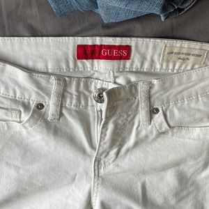 White guess low cut jeans